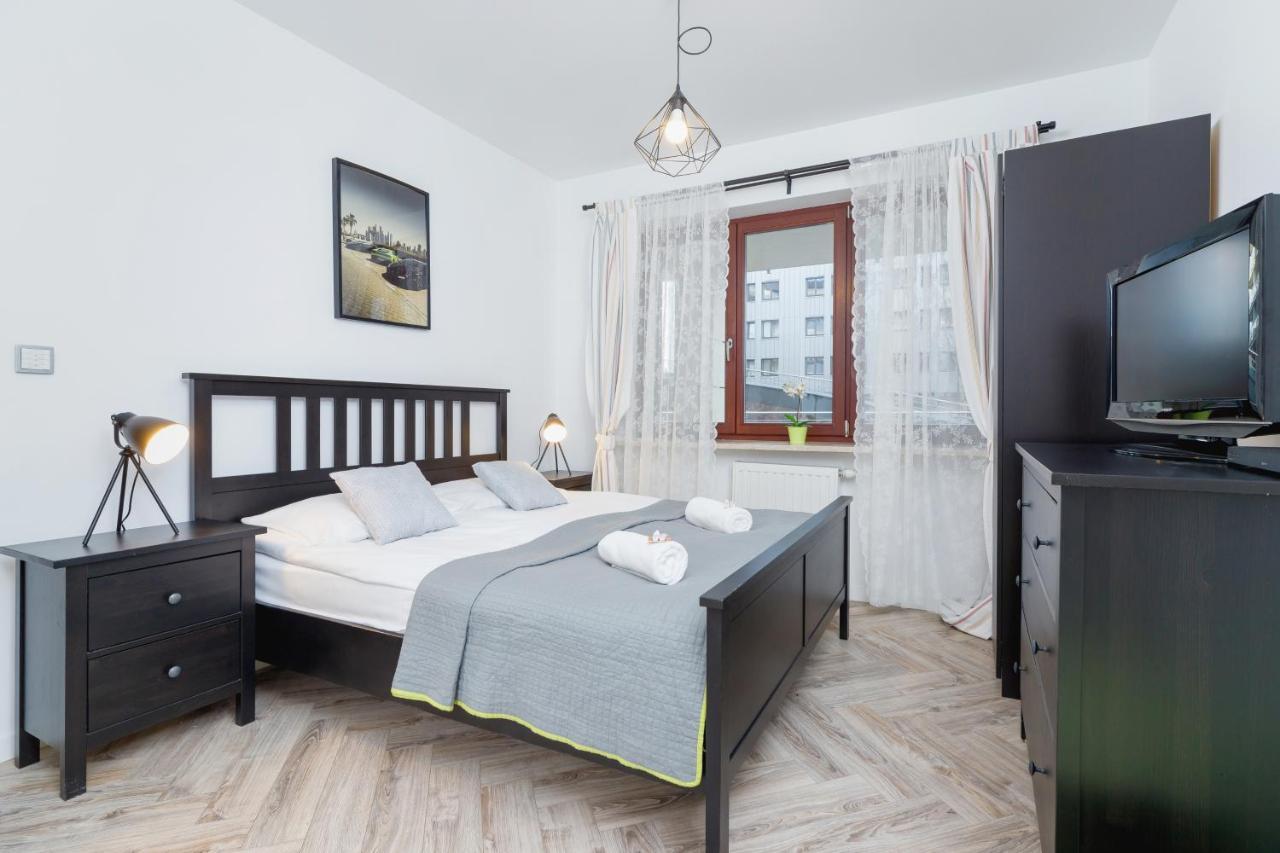 Premium Apartment Ludwinowska Kraków by Renters Cracóvia Exterior foto