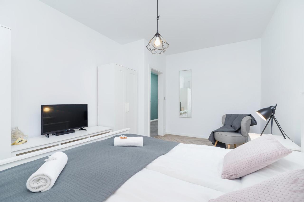 Premium Apartment Ludwinowska Kraków by Renters Cracóvia Exterior foto