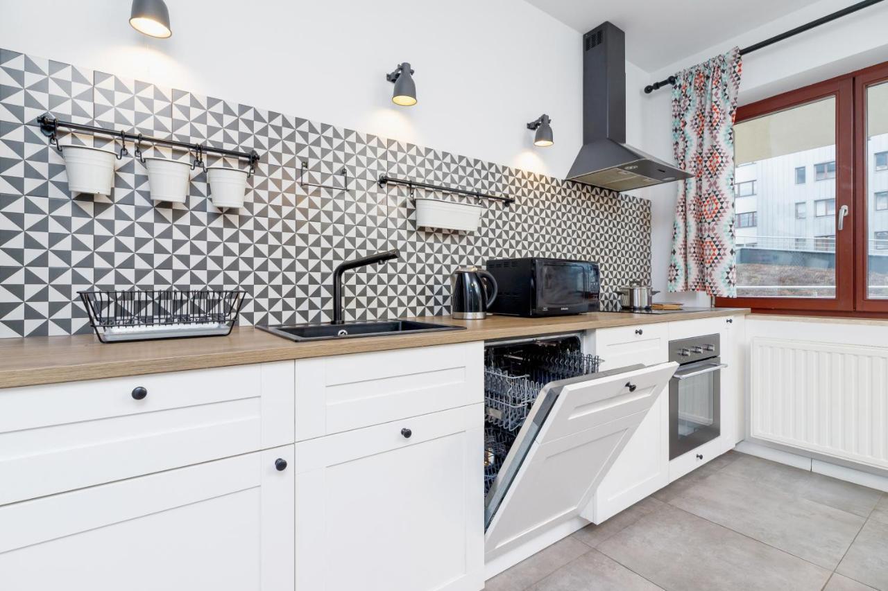 Premium Apartment Ludwinowska Kraków by Renters Cracóvia Exterior foto
