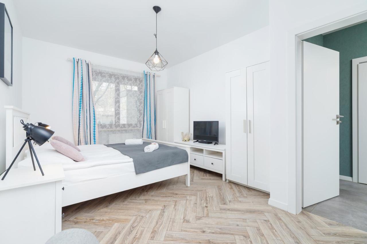 Premium Apartment Ludwinowska Kraków by Renters Cracóvia Exterior foto