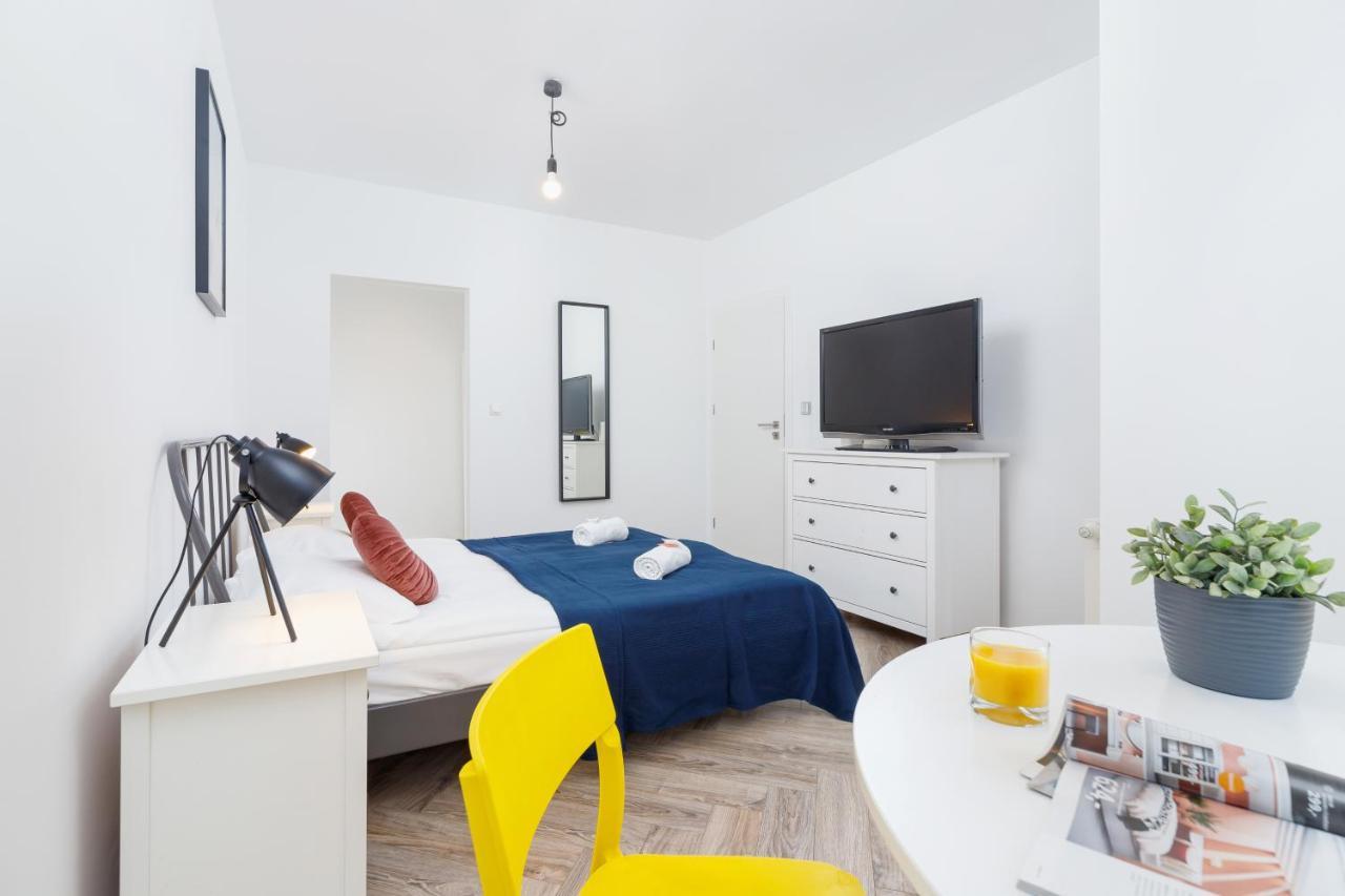 Premium Apartment Ludwinowska Kraków by Renters Cracóvia Exterior foto